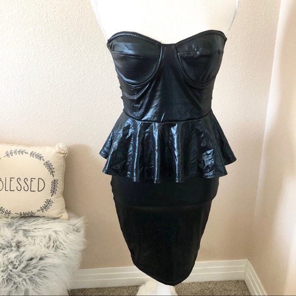 3/30 Little black dress leather peplum skirt cut - Picture 3 of 6